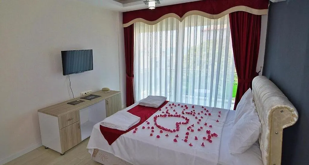 Airport Guelluek Otel Milas Türkiye